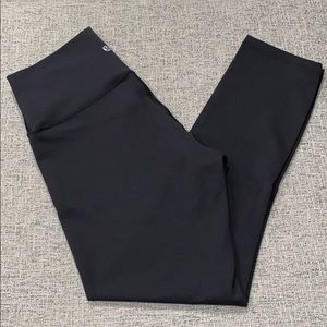 NWOT Size 8 Black Lululemon Wunder Under Legging